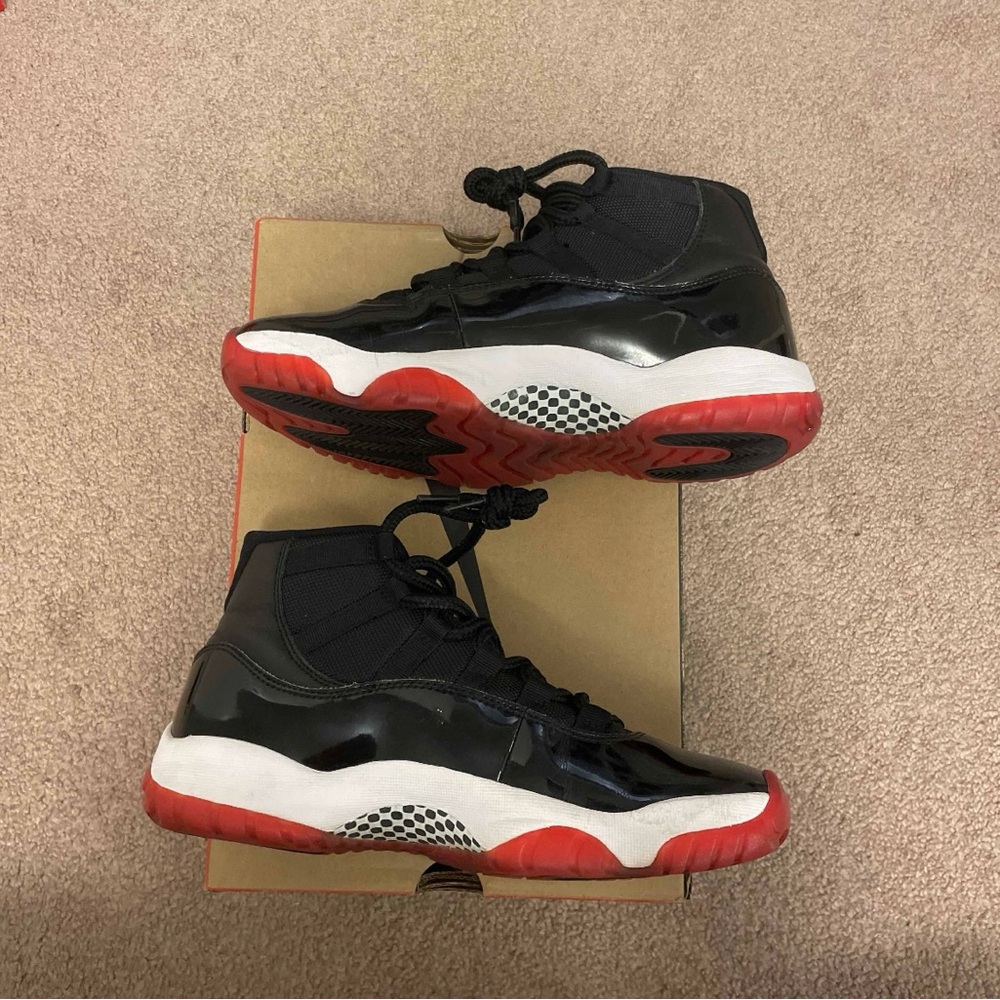 Jordan 11 Retro High Bred (2019) | size 7.5 mens